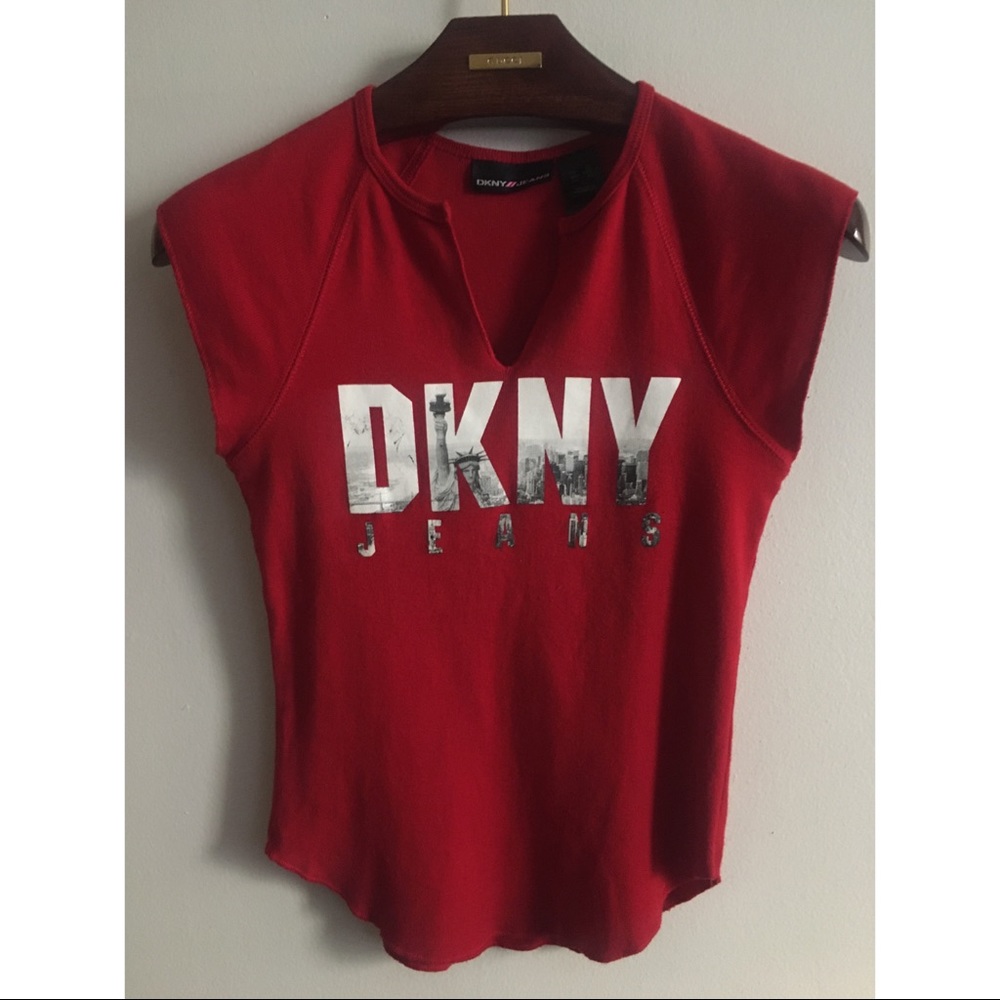 DKNY Sign NY Red Half Sleeve Basic T Shirt NEW S